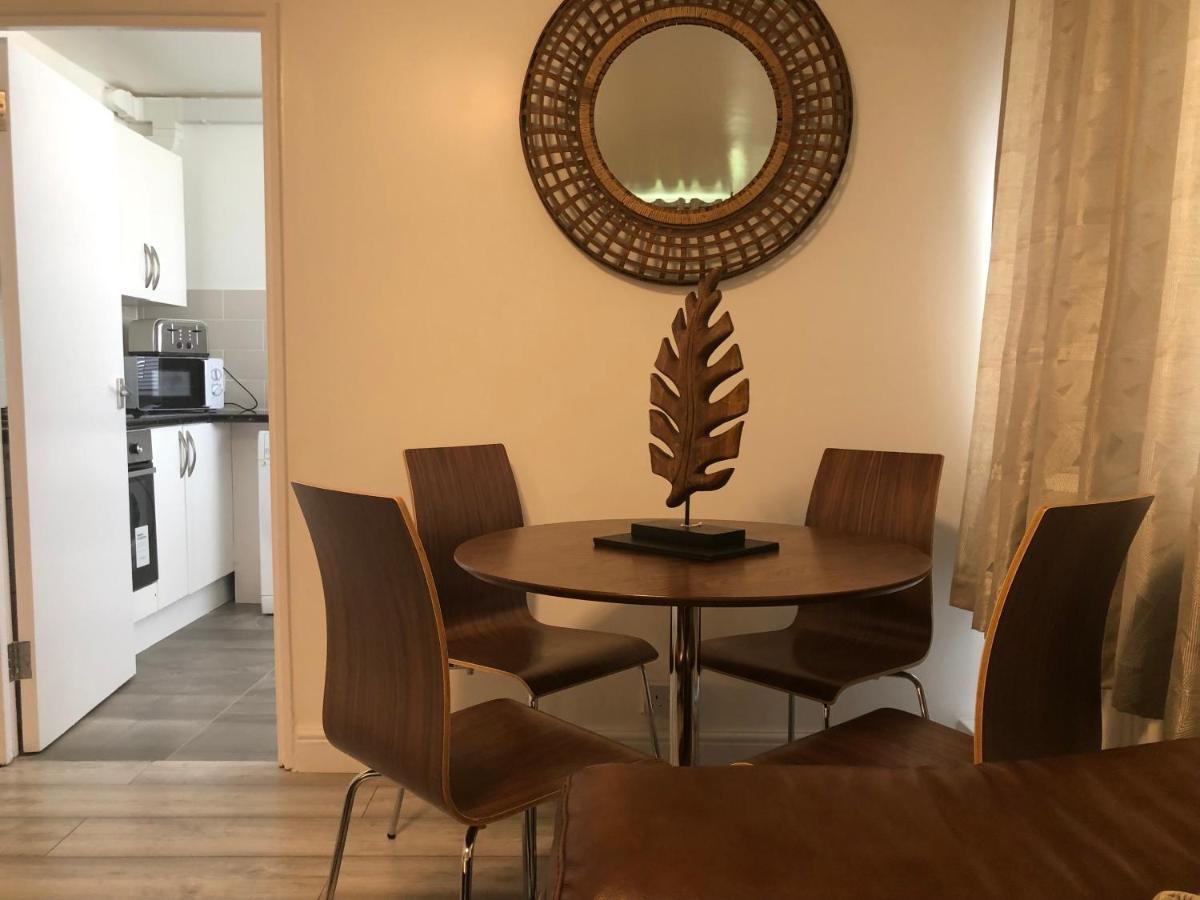 Luxury 2 Bedroom Flat In Abbey Wood, ロンドン エクステリア 写真